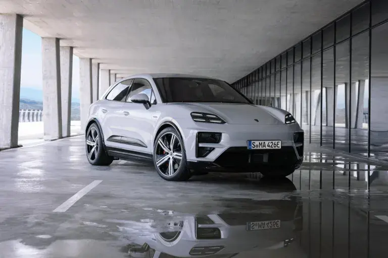 Porsche verkaufte 2025 zu einem Drittel Elektro-Autos!