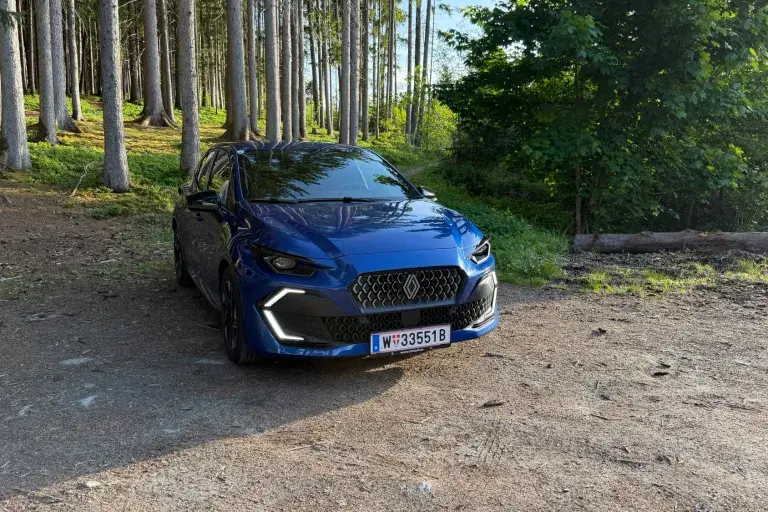 Renault Clio Hybrid E-Tech